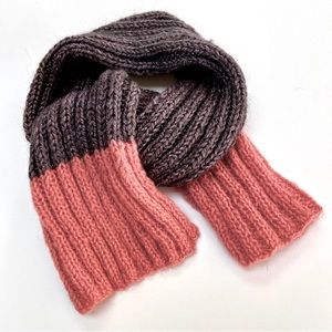 Rib Stitch Alpaca Scarf